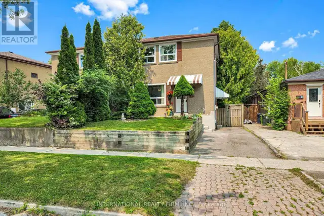 62 Porchester Drive Toronto (Woburn), Ontario, photo 2 of 4
