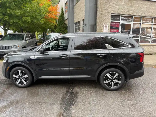2023 Kia Sorento LX Premium - AWD, 3RD ROW! HEATED SEATS/STRING  in Cars & Trucks in Ottawa - Image 4