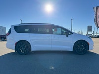 This 2026 CHRYSLER PACIFICA LIMITED has the following options Nappa Lthr Buckets Seats W S Logo, Ful... (image 6)