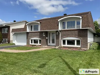Superbe bungalow avec piscine creusée, garage et grande remise dans un secteur recherché de Gatineau...