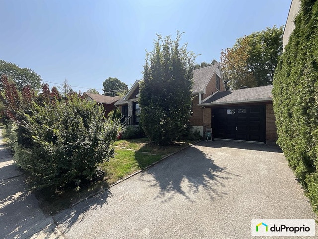 $849,999 - 1 1/2 Storey for sale in Ahuntsic / Cartierville — photo 2