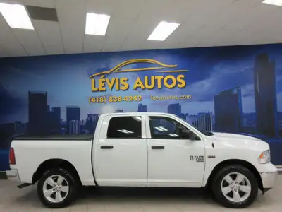 RAM 1500 CLASSIC SLT 2023 V8 5.7 LITRES HEMI BOITE 5'7" CREW-CAB 4X4 TOUT ÉQUIPÉ / ÉCRAN TACTILE / C...