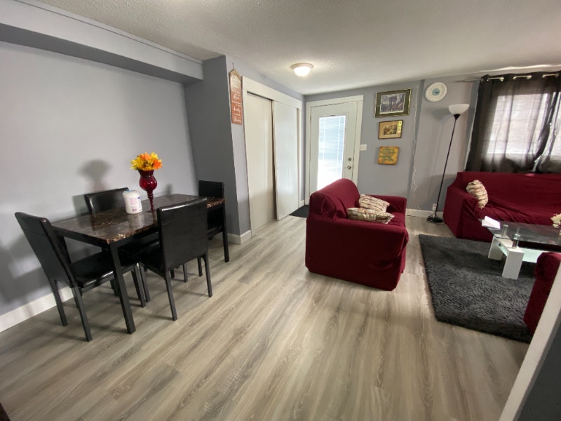 4 Bedroom, 3 Washroom House for Rent in Niagara Falls Long Term