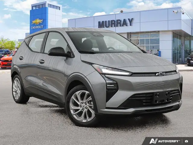 2027 Chevrolet Bolt LT in Cars & Trucks in Winnipeg - Image 2