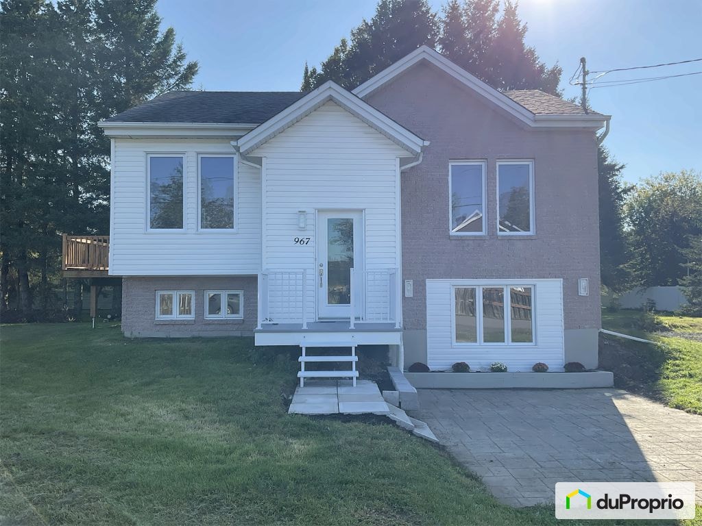 $529,900 - Bungalow for sale in St-Lin-Laurentides — photo 2