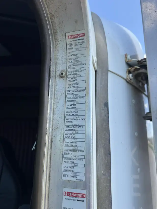 2015 KENWORTH T800 in Heavy Trucks in Saskatoon - Image 36