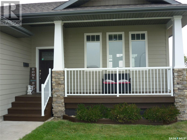 69 Laskin CRESCENT Humboldt, Saskatchewan in Houses for Sale in Saskatoon - Image 4