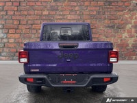 This Jeep Gladiator boasts a Regular Unleaded V-6 3.6 L/220 engine powering this Automatic transmiss... (image 3)