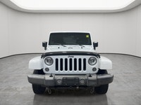 BLACK JEEP FREEDOM TOP HARDTOP, HANDS-FREE COMMUNICATION W/BLUETOOTH, SIRIUSXM SATELLITE RADIO, AIR... (image 1)