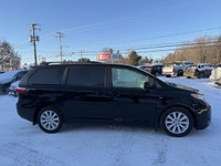 Ce Sienna est équipé de : Bluetooth, Cruise, Portes coulissante automatique, PRISE USB, sièges chauf... (image 4)