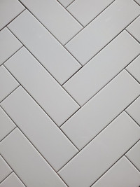 Brand New 4"x12" and 4"x16" White Glossy Subway Tiles ($2/Sqft)