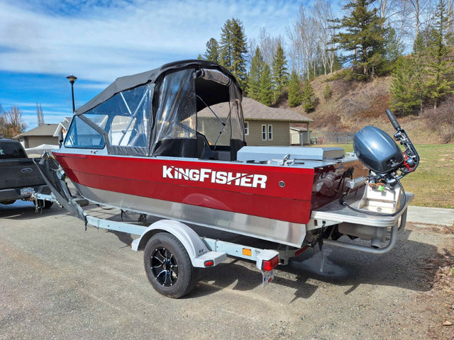 2018 Kingfisher in Powerboats & Motorboats in Quesnel - Image 2
