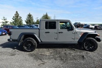 FOR SALE: 2021 Jeep Gladiator Mojave – The Ultimate Desert Warrior! Built for those who crave freedo... (image 4)