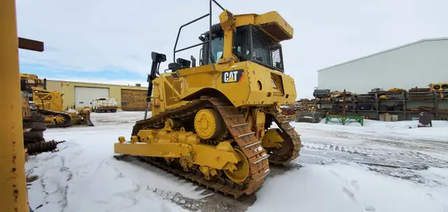 D8T - 2012 in Heavy Equipment in Saskatoon - Image 6