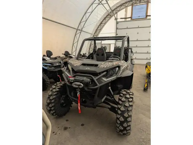 2026 Can-Am COMMANDER XMR in ATVs in Sarnia - Image 3