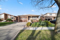 4BR 4WR Detached in Mississauga near Cawthra & Bloor StD448
