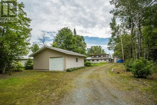 126 Waltonen RD, Plummer Additional Township Bruce Mines, Ontari in Houses for Sale in Sault Ste. Marie - Image 4