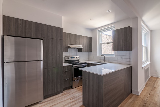 2105 Chomedey Street — photo 1