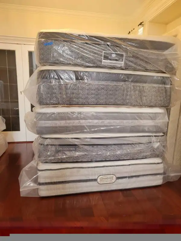 AWESOME QUEEN DOUBLE AND SINGLE SIZE USED MATTRESSES in Beds & Mattresses in Delta/Surrey/Langley - Image 9