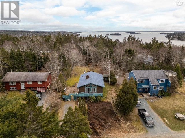 33 Downie Drive Head Of St. Margarets Bay, Nova Scotia in Houses for Sale in Bedford - Image 2