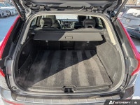 There isn't many features this vehicle does NOT have! Real nice Local Lease Return here! Climate - H... (image 8)
