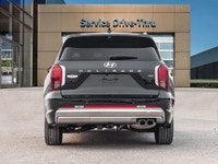 *Leather Seats!* With its impressive features list, awesome SUV capability, and luxury interior, thi... (image 5)