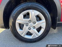 *2021 Hyundai Venue Essential | 6-Speed Manual | Heated Seats | CarPlay | Compact SUV* *Efficient, s... (image 8)