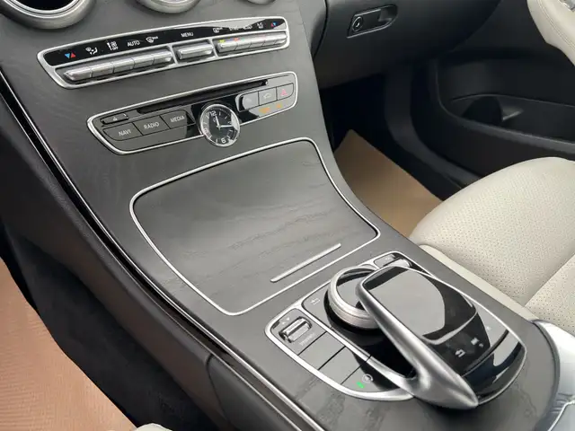 2018 Mercedes-Benz C-Class C300 4MATIC - AMG PKG - SUNROOF - LEA in Cars & Trucks in Oakville / Halton Region - Image 31