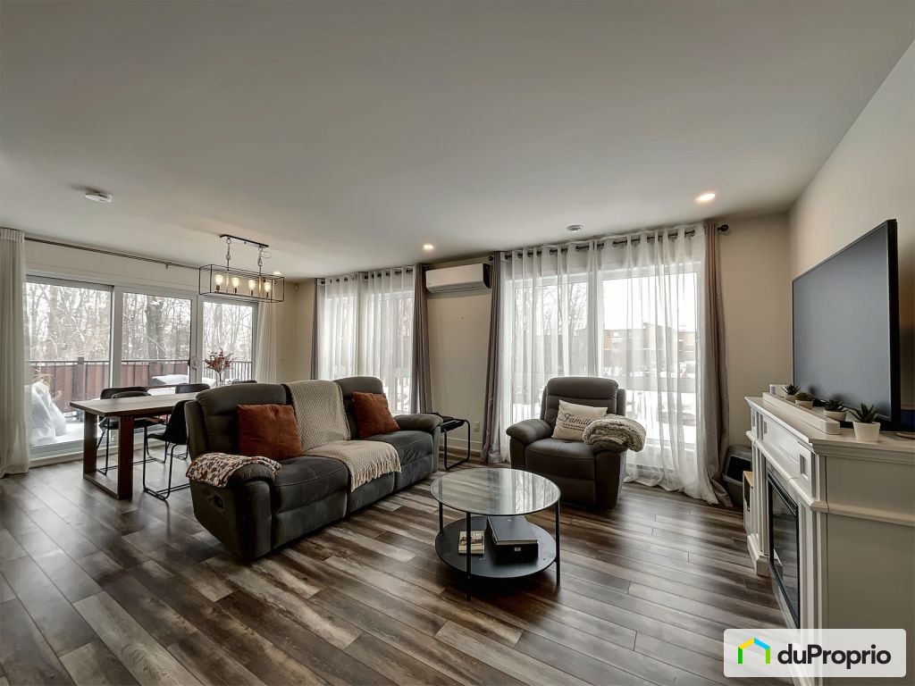 $415,000 - Condominium for sale in Longueuil (St-Hubert) — photo 1