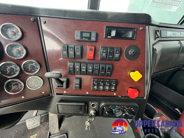 2019 Western Star 5700XE in Heavy Trucks in Saskatoon - Image 13