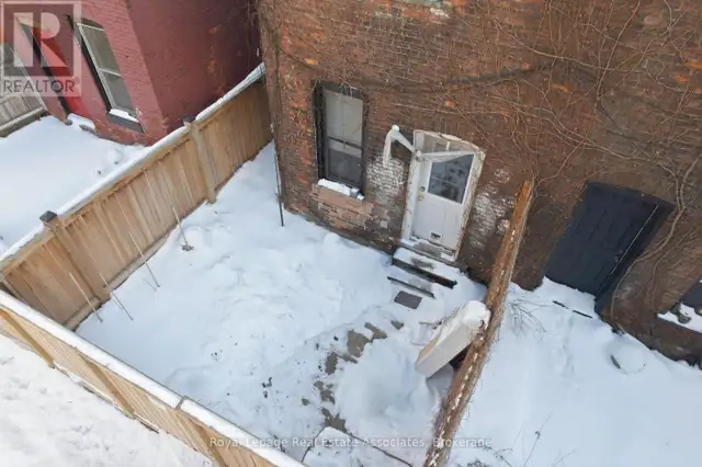 51 WELLINGTON STREET N Hamilton (Beasley), Ontario in Houses for Sale in Kitchener / Waterloo - Image 21