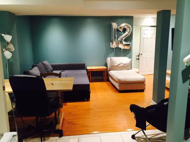 Room for Rent - Near UTSC & Centennial