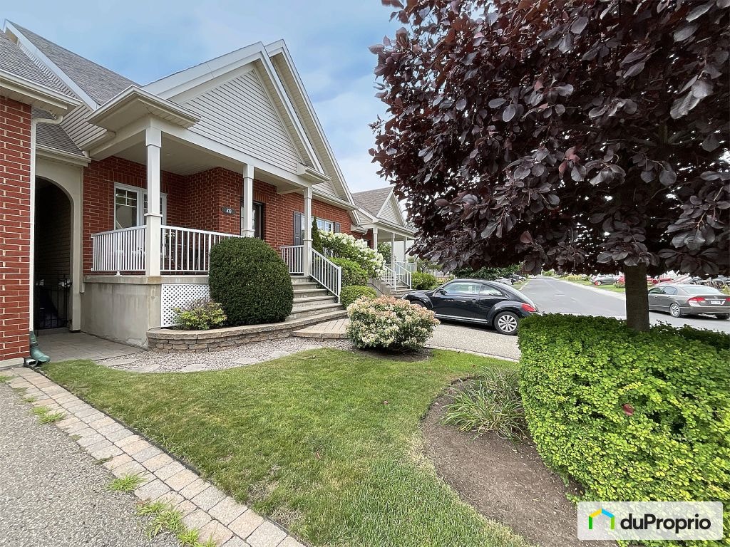 $659,500 - Townhouse for sale in Mont-St-Hilaire — photo 3