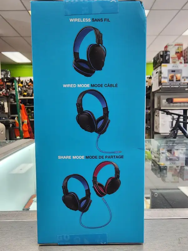 JLAB JBuddies Pro Wireless Over-Ear Kids Headphones - BRAND NEW in Headphones in Oakville / Halton Region - Image 4