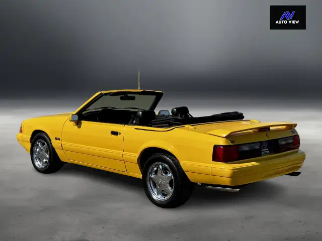 1993 Ford Mustang LX **ALL ORIGINAL FROM FACTORY** in Cars & Trucks in Hamilton - Image 9