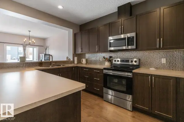 558 STURTZ LI Leduc, Alberta in Houses for Sale in Edmonton - Image 10