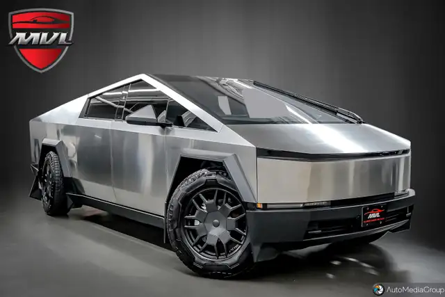 2024 Tesla Cybertruck Cyberbeast Cyberbeast | Full Self-Drivi... in Cars & Trucks in Oakville / Halton Region - Image 3