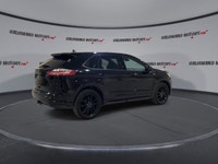 // ACCIDENT FREE!! // Meet the 2024 Ford Edge SEL AWD, a smart choice for Cayuga drivers who want co... (image 7)
