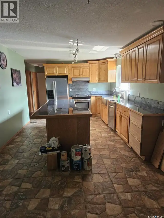 401 Sovereign CRESCENT Rosetown, Saskatchewan in Houses for Sale in Saskatoon - Image 8