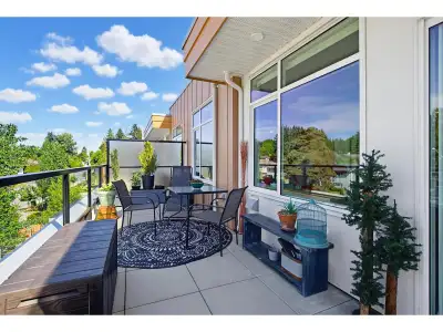 Welcome to Wren & Raven in beautiful Mission, BC! This almost newly built 3-bedroom + den home offer...