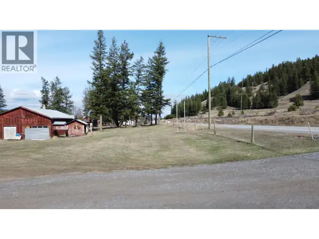 10870 N 97 HIGHWAY Quesnel, British Columbia in Commercial & Office Space for Sale in Quesnel - Image 2