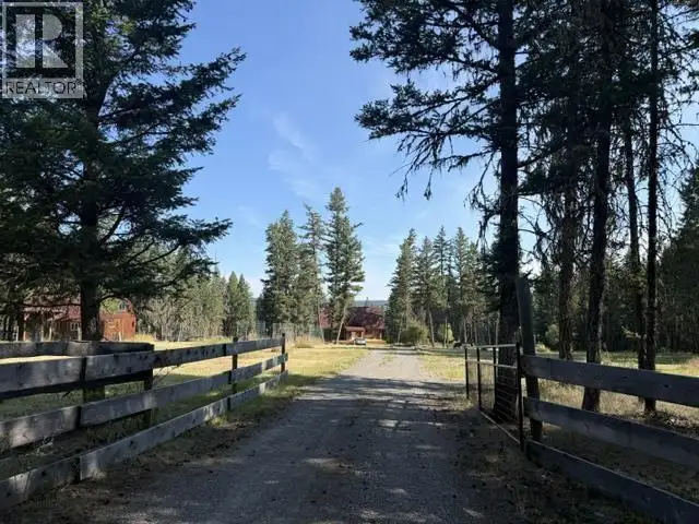 1453 FLETT ROAD Williams Lake, British Columbia in Houses for Sale in Williams Lake - Image 4