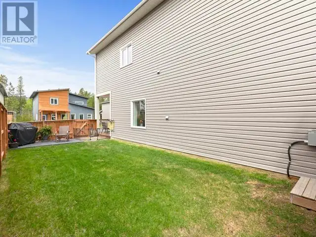 29 TANANA LANE Whitehorse, Yukon in Houses for Sale in Whitehorse - Image 12