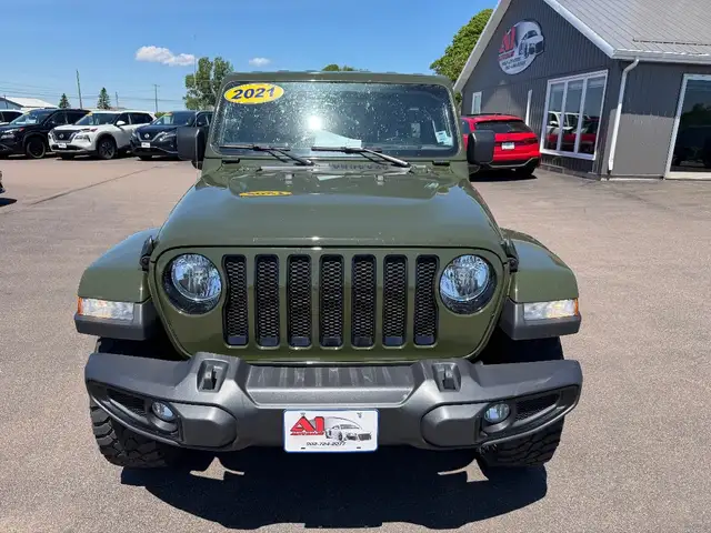 2021 Jeep Wrangler SAHARA ALTITUDE 4WD in Cars & Trucks in Summerside - Image 3