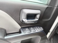2014 Chevrolet Silveradio 1500 with auto air conditioning, power doors, power locks, power steering,... (image 9)