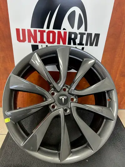 Set of OEM Tesla 20"x8.5"ET:35 5x114.3Bore 64.1 OEM#1044227-01-B Hollander#96318-Charcoal. $690 for...
