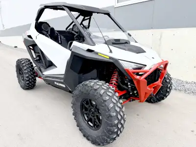! TOP OF THE LINE TURBO SIDE BY SIDE ! 2021 POLARIS XP PRO 1000 ULTIMATE ! TURBO ! IT DOES NOT GET A...
