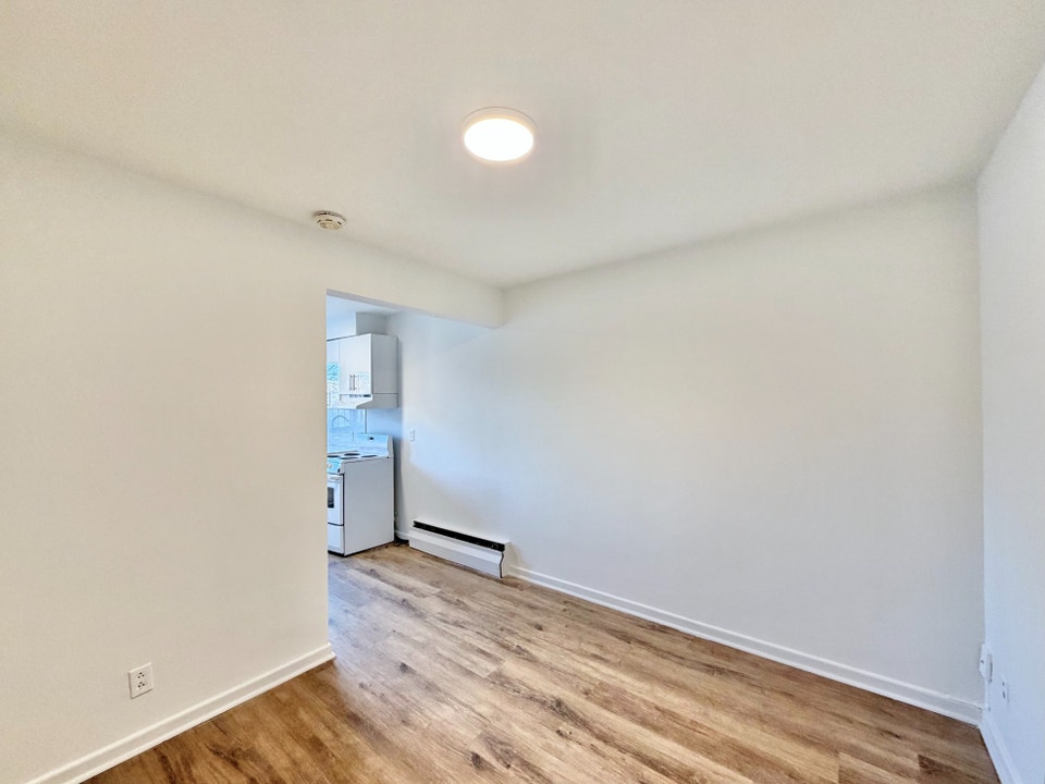 Studios tout inclus à Villeray - Rénovés - Avec électros & WiFi 5