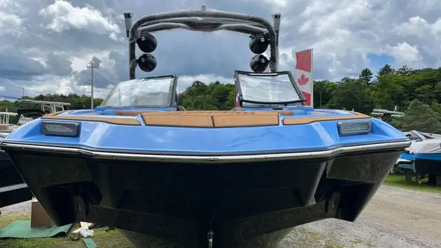 2024 Malibu M220 in Powerboats & Motorboats in Muskoka - Image 7