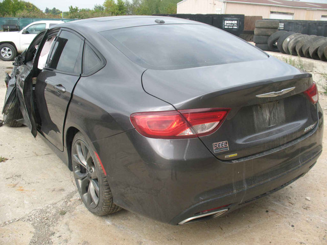 !!!!NOW OUT FOR PARTS !!!!!! 2015 CHRYSLER 200 WS7995 in Auto Body Parts in Woodstock - Image 2